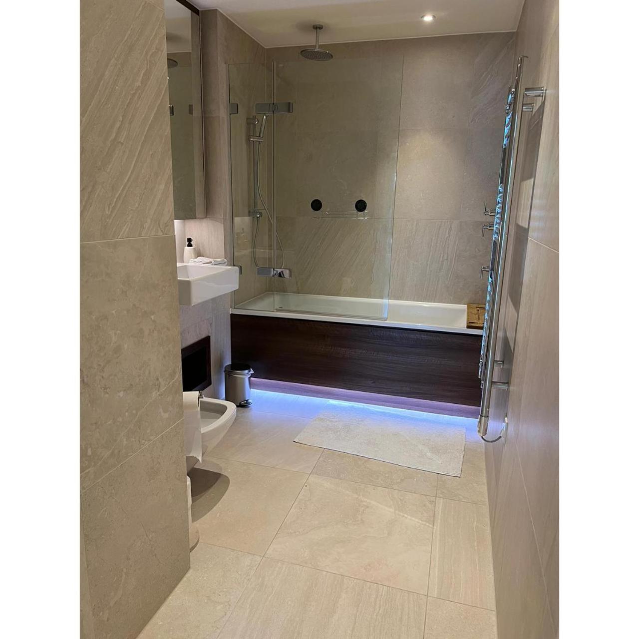 F9-Fantastic 2 Bedroom Flat In Nw3! Londra Dış mekan fotoğraf